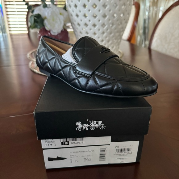 Coach Heidi Loafer black size 8 /5 new with box.   #19 - Picture 3 of 9